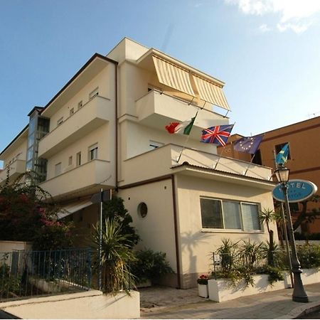 Hotel Mayor Sperlonga Eksteriør billede
