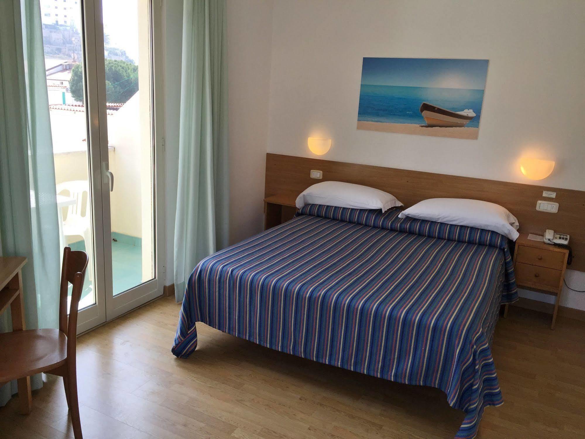 Hotel Mayor Sperlonga Eksteriør billede